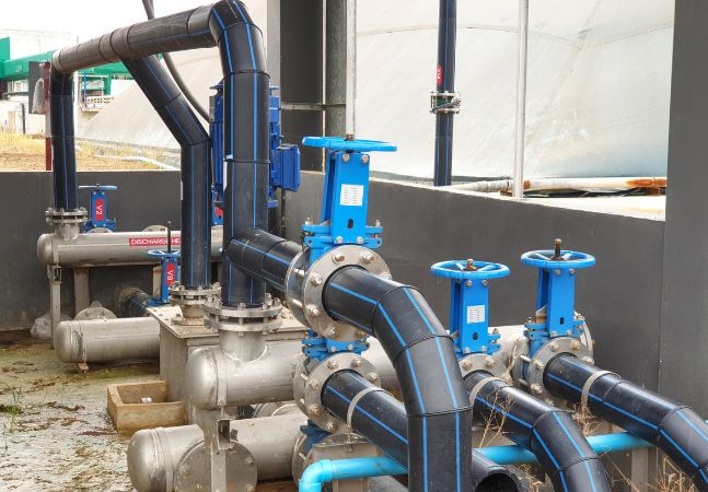 Valve air control at wastewater facility